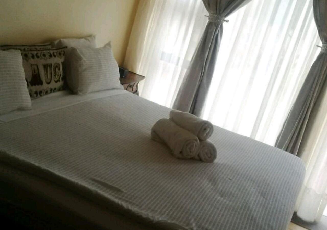 Lekoa Bed And Breakfast And Trading Vanderbijlpark Bagian luar foto